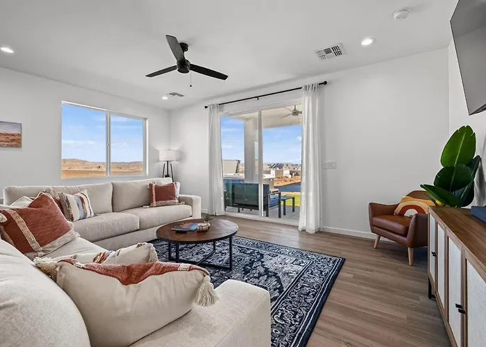 Holiday home Oasis At Powell - Hot Tub, Roof Deck, & Games Page