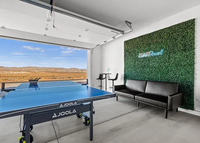 Oasis At Powell - Hot Tub, Roof Deck, & Games Holiday home